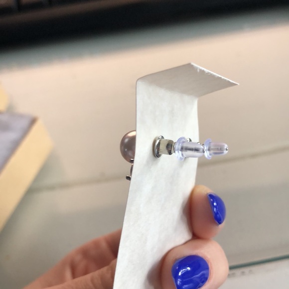 Pearl diamond earrings - Picture 3 of 3